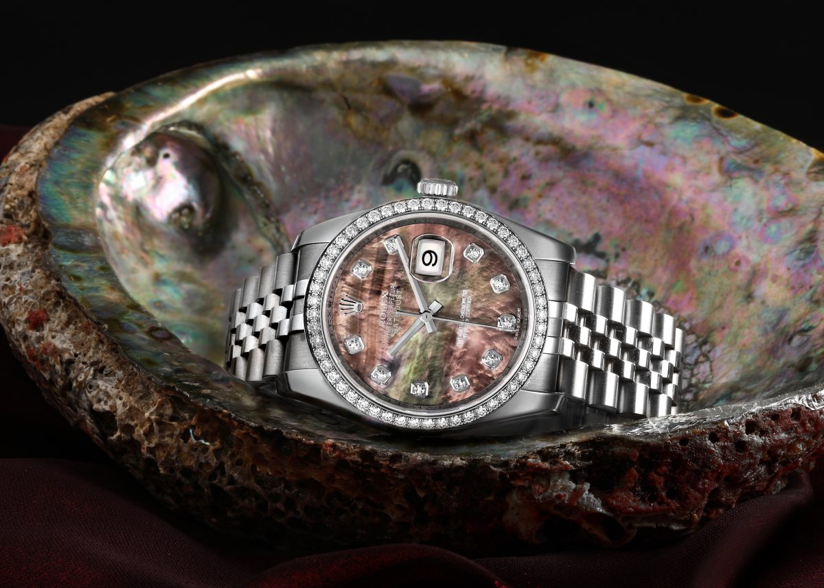 Ladies rolex watch with mother of pearl clearance face