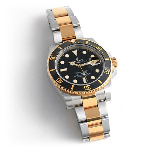 Rolex Oyster Perpetual Date Submariner Watch For Sale at 1stDibs