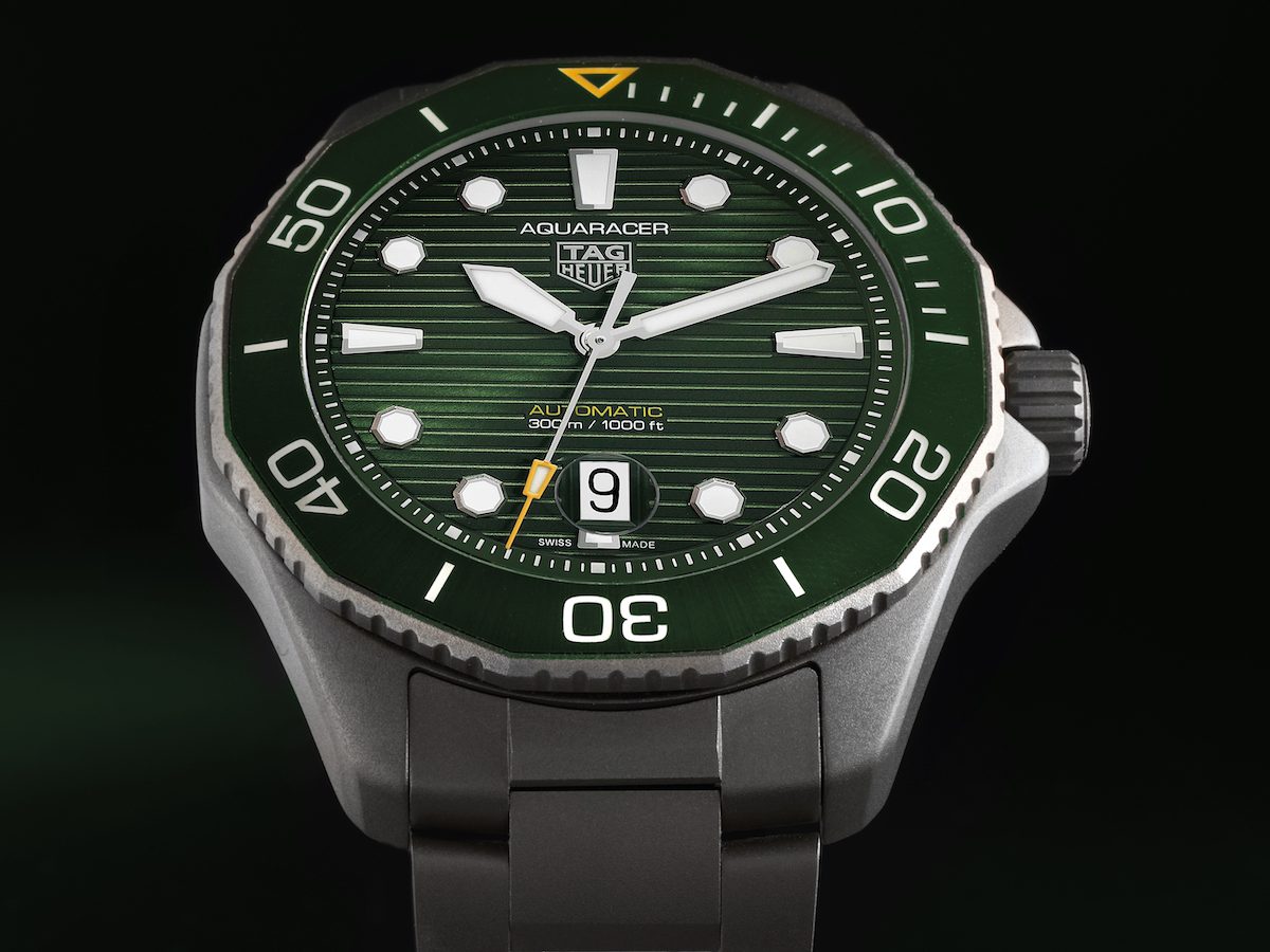 TAG Heuer Aquaracer Professional 300M Green Titanium