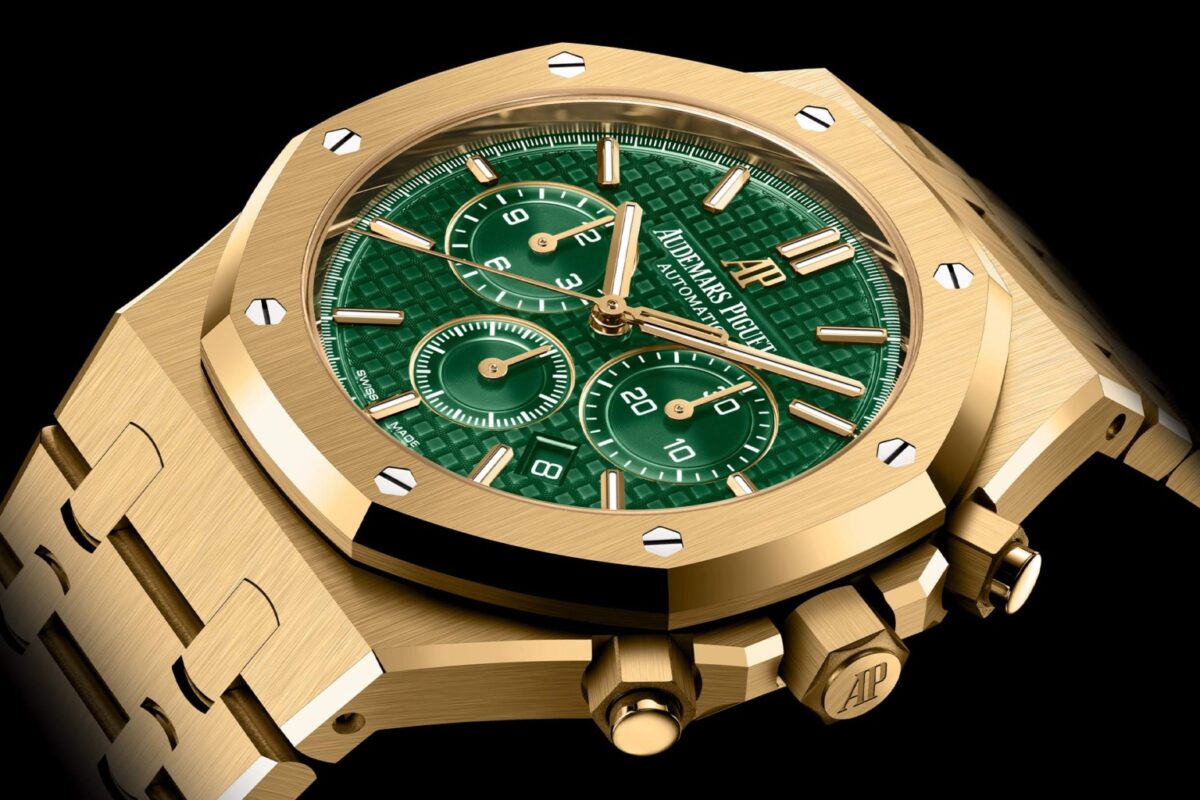 Audemars Piguet Royal Oak Chronograph Yellow Gold Green Dial 26331BA Limited Edition