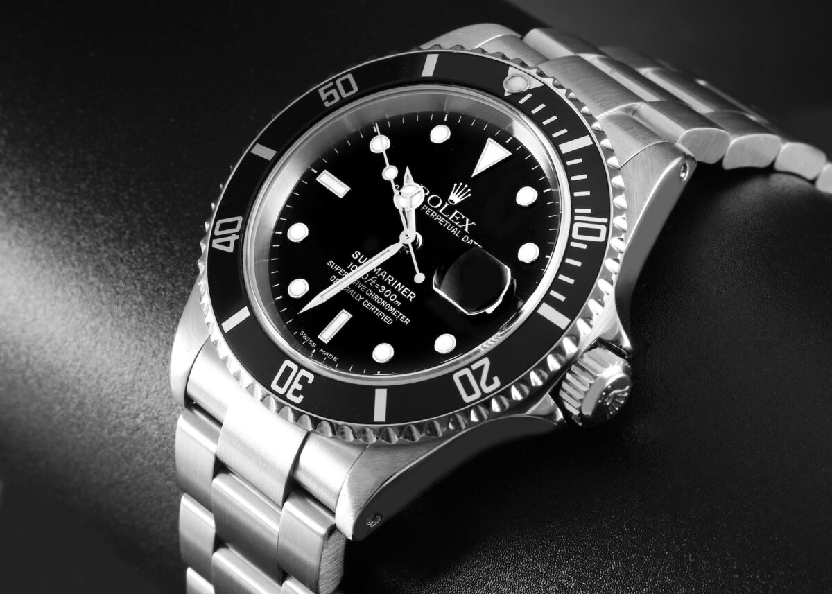 Rolex Submariner Date Black Dial Steel Mens Watch 16610