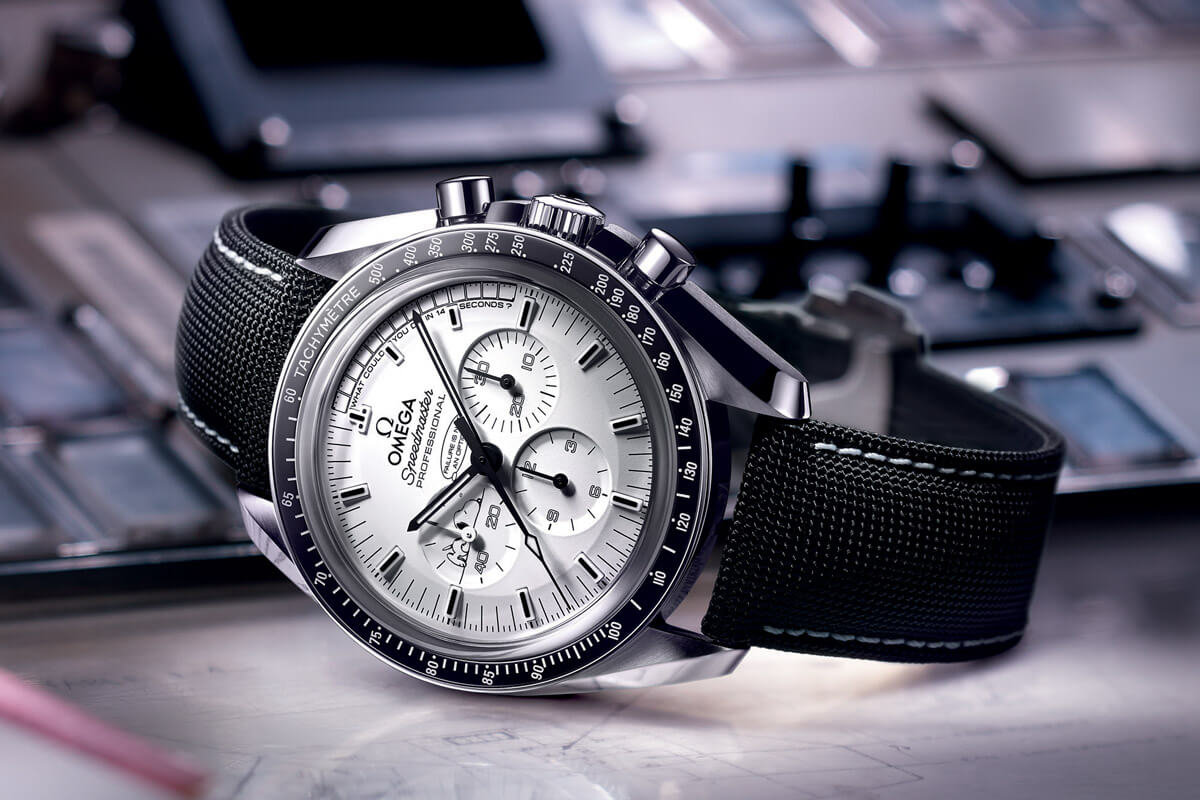 Omega Speedmaster Apollo 13 Silver Snoopy Award