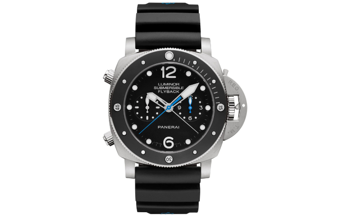 Panerai Luminor Submersible 3 Days Flyback Titanium Mens Watch PAM00615